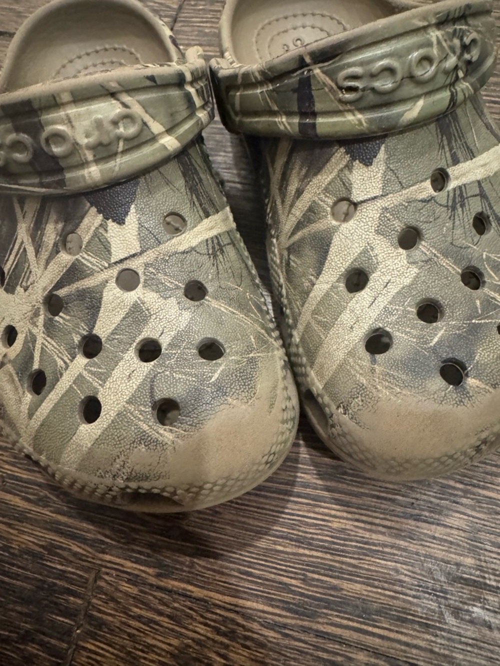 Camo Crocs. Size 9 toddler. - Picture 8 of 8